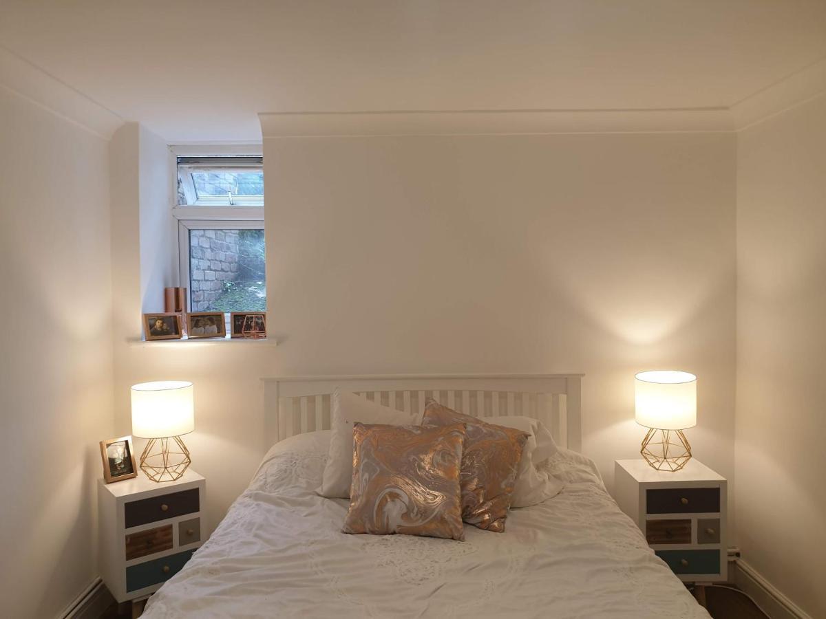 Cozy Muswell Hill 1-Bedroom Flat Лондон Екстериор снимка
